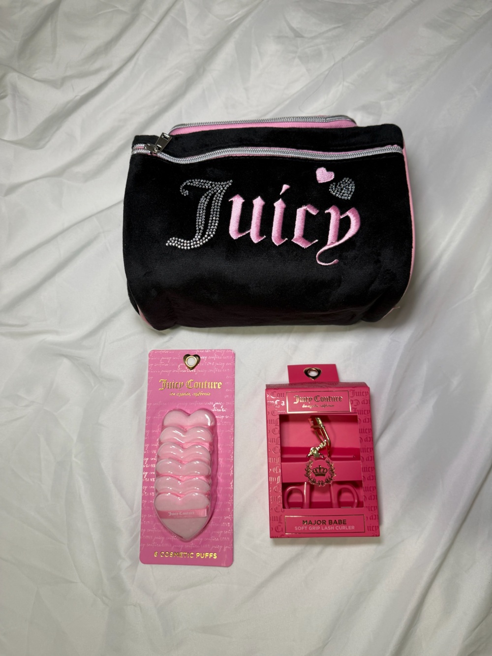 3 pieces 🌸🩷Juicy Couture 🌸